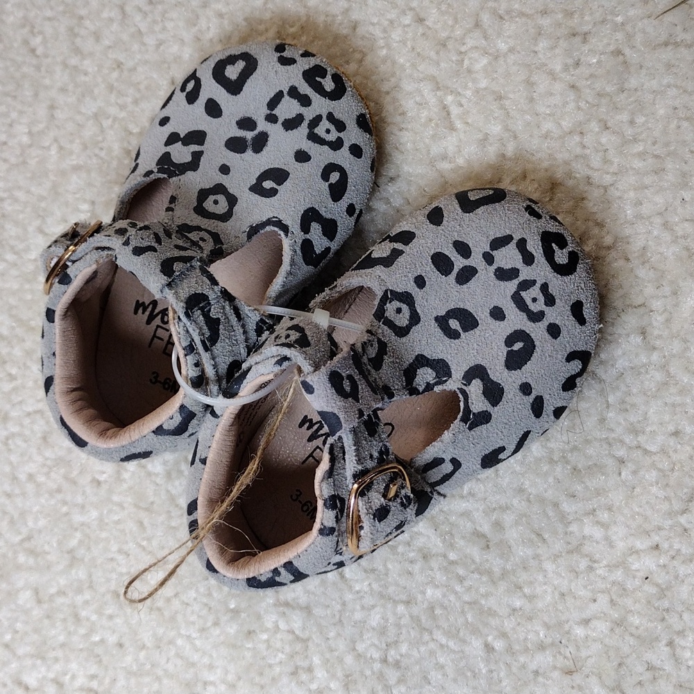 Monkey Feet infant gray suede booties with black animal print. New. 3-6 months